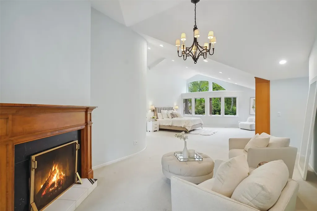 858 Fenimore Road Larchmont NY 10538