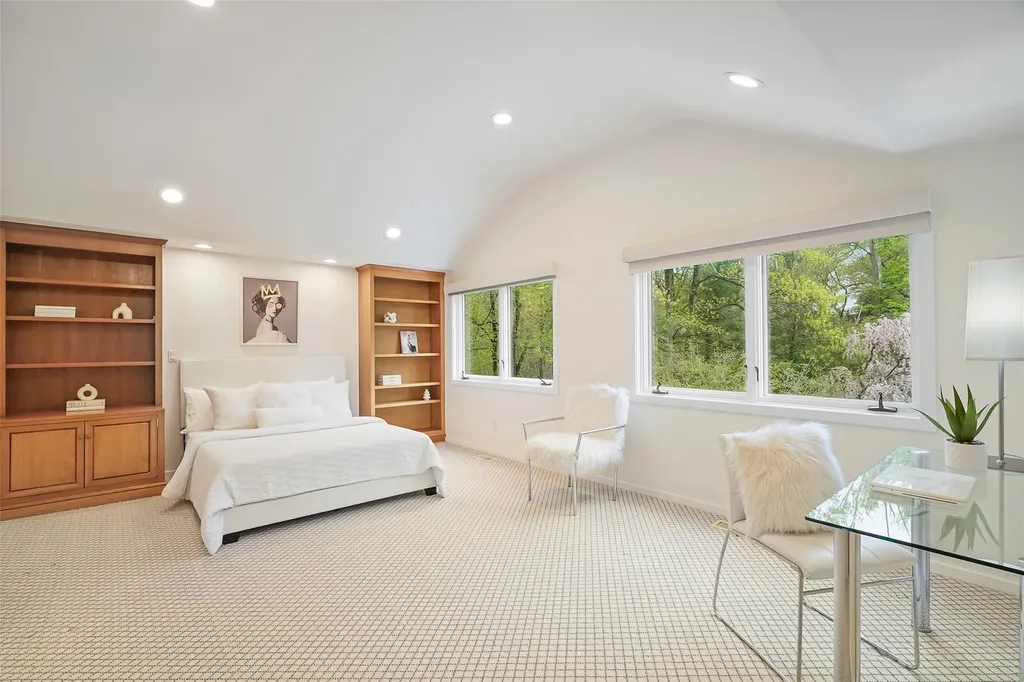 858 Fenimore Road Larchmont NY 10538