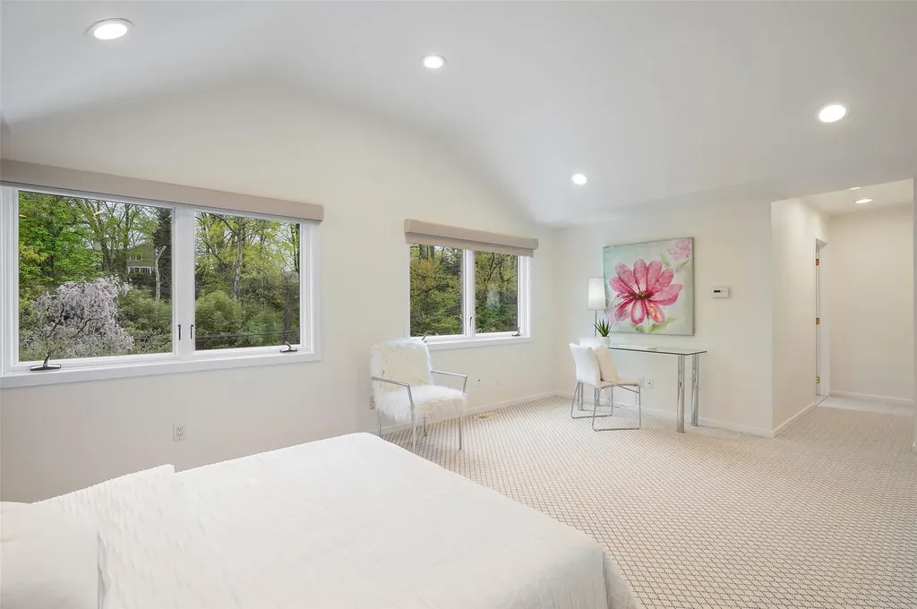 858 Fenimore Road Larchmont NY 10538