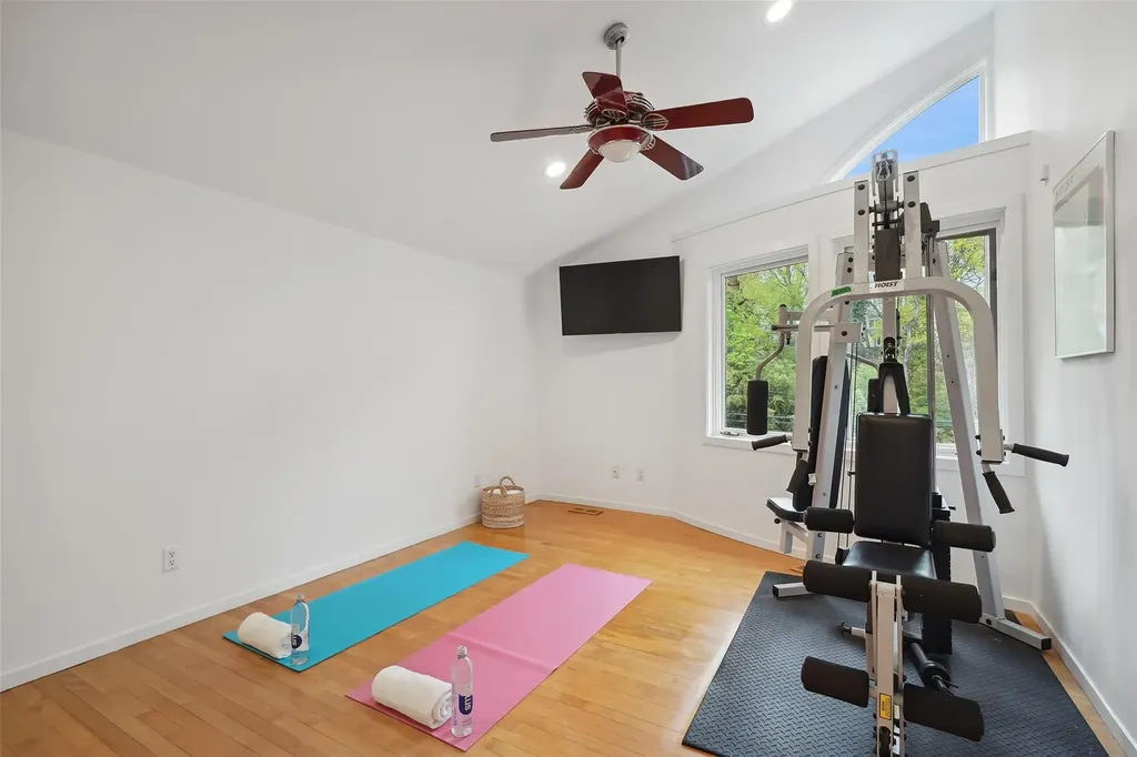 858 Fenimore Road Larchmont NY 10538