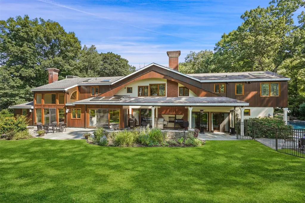 858 Fenimore Road Larchmont NY 10538