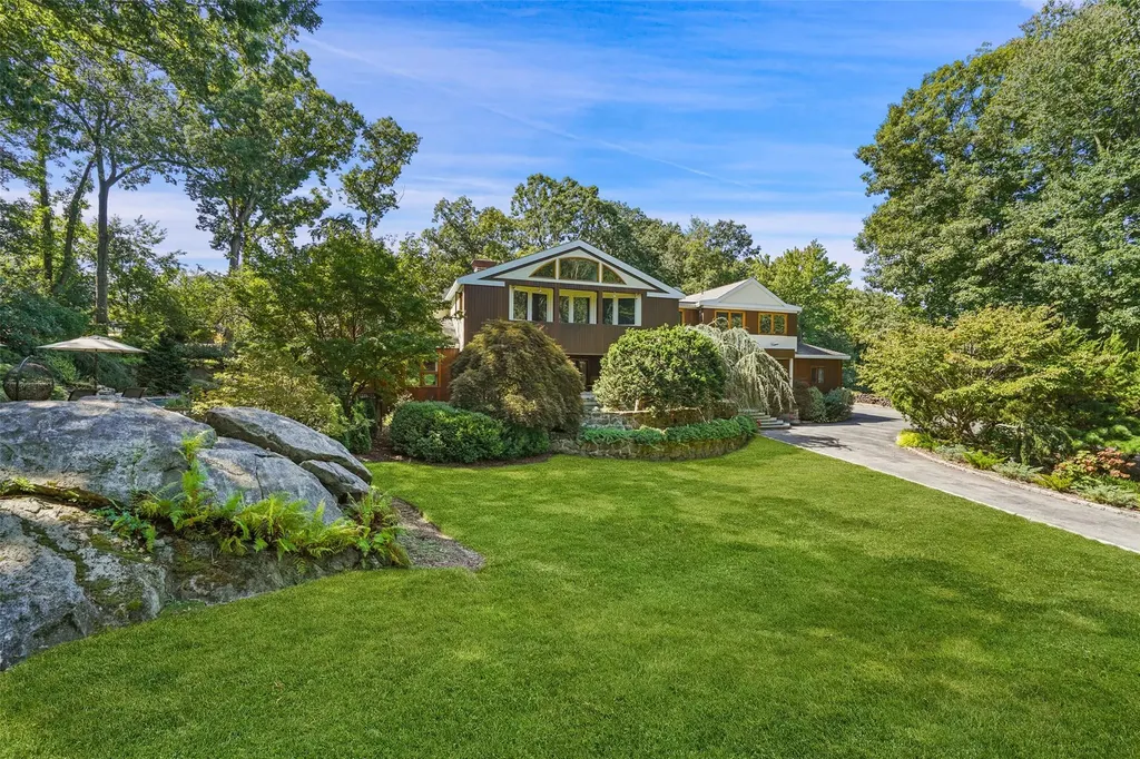 858 Fenimore Road Larchmont NY 10538