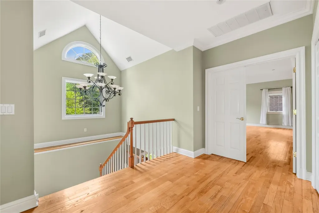 1 Howe Circle Bedford Hills NY 10507