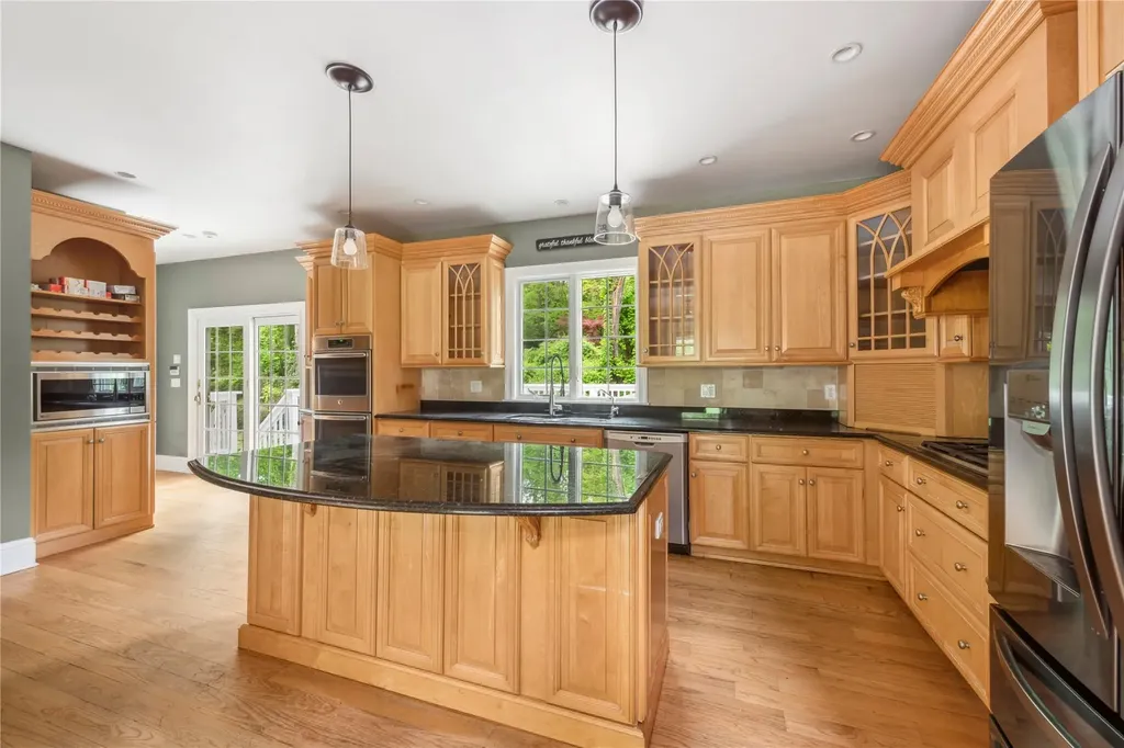 1 Howe Circle Bedford Hills NY 10507