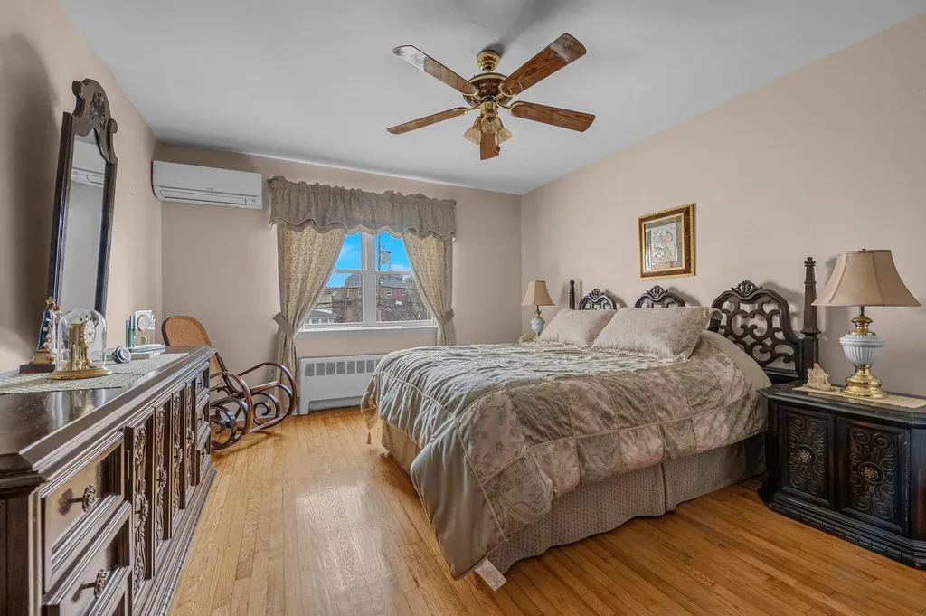 1060 Neill Avenue Bronx NY 10461