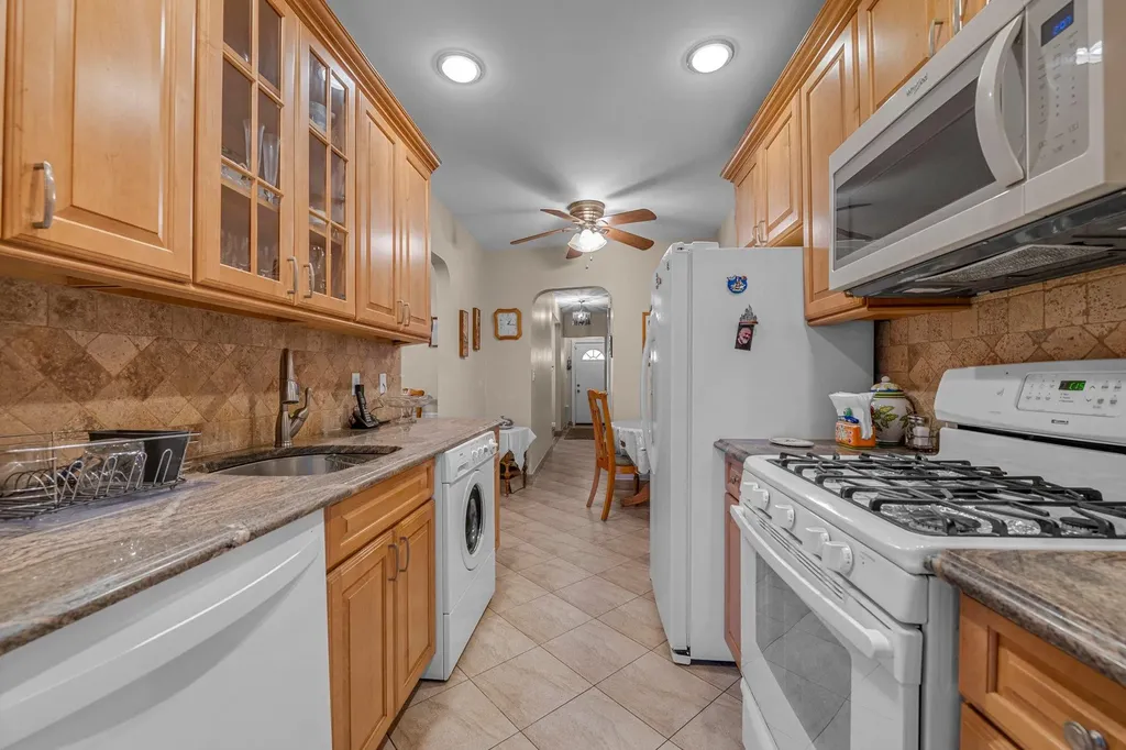 1060 Neill Avenue Bronx NY 10461