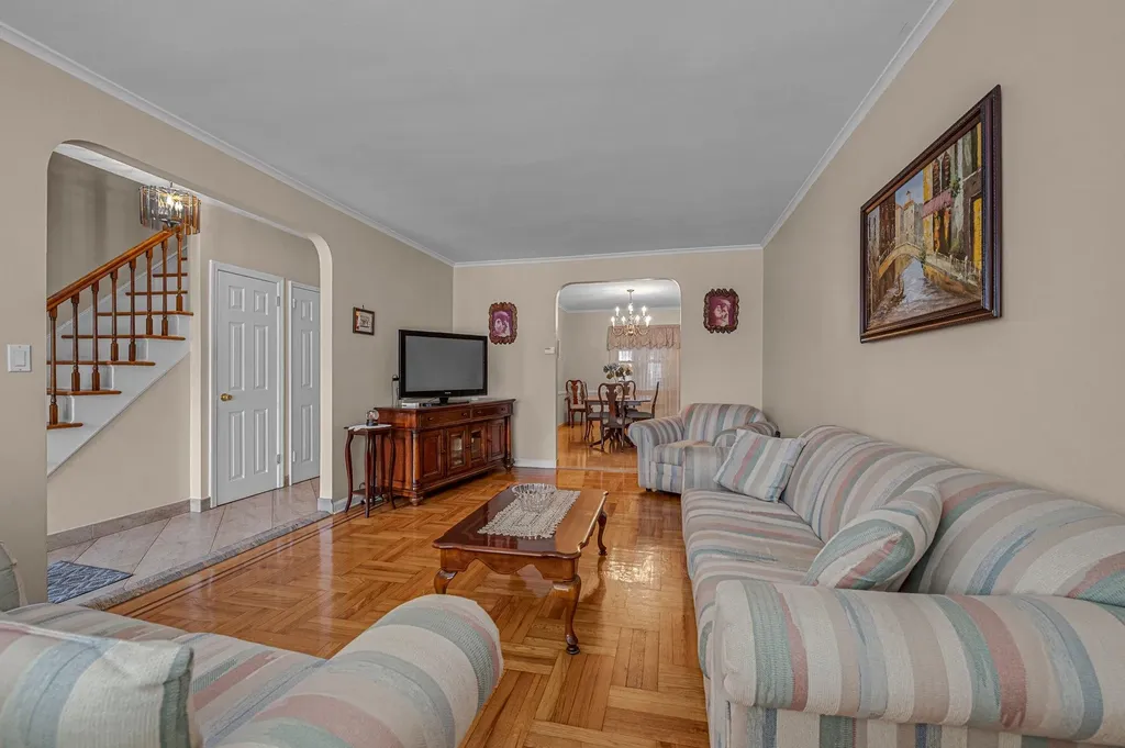 1060 Neill Avenue Bronx NY 10461