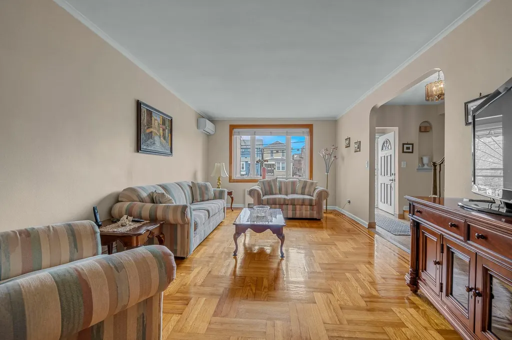 1060 Neill Avenue Bronx NY 10461