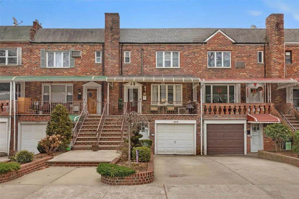 307 Bay 11th Street Brooklyn NY 11228