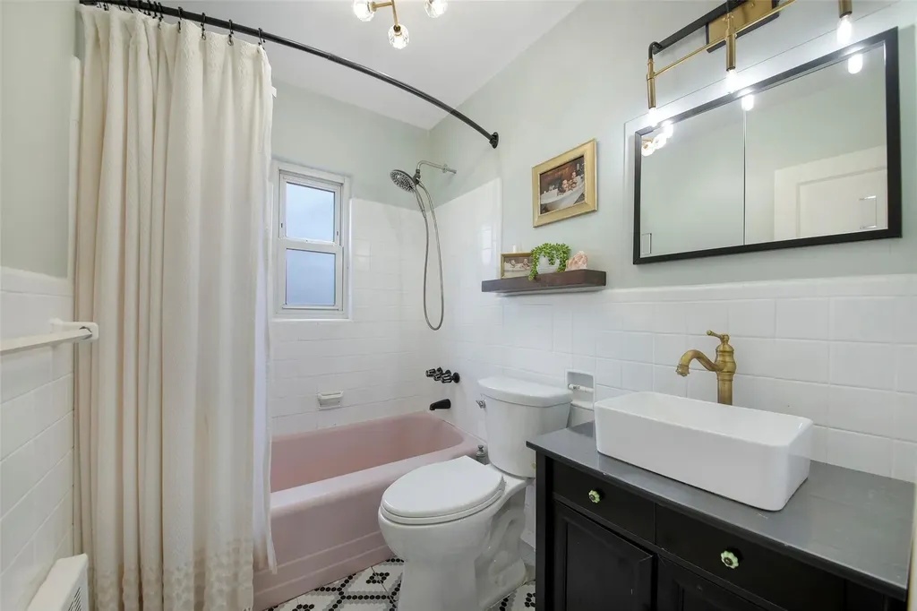 307 Bay 11th Street Brooklyn NY 11228