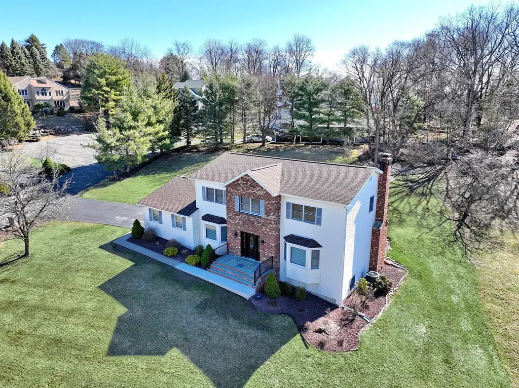 1 Mohawk Court Stony Point NY 10980