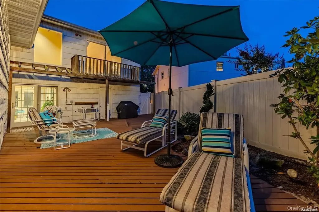 2872 Rosebud Avenue Merrick NY 11566