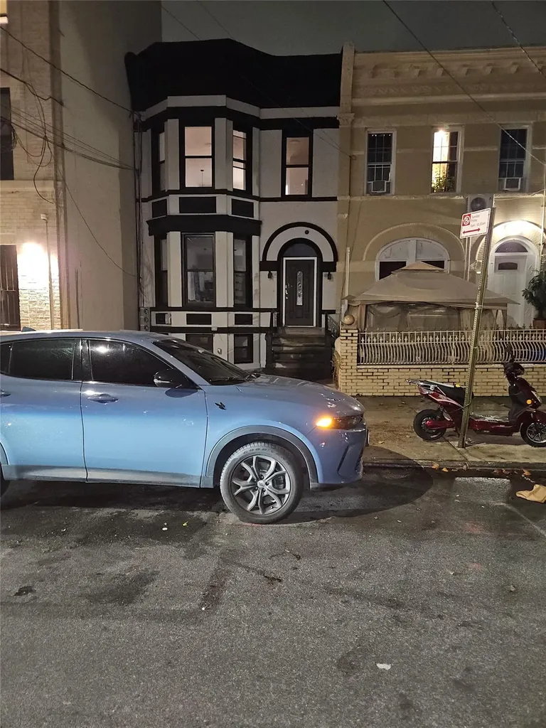 443 Miller Avenue Brooklyn NY 11207