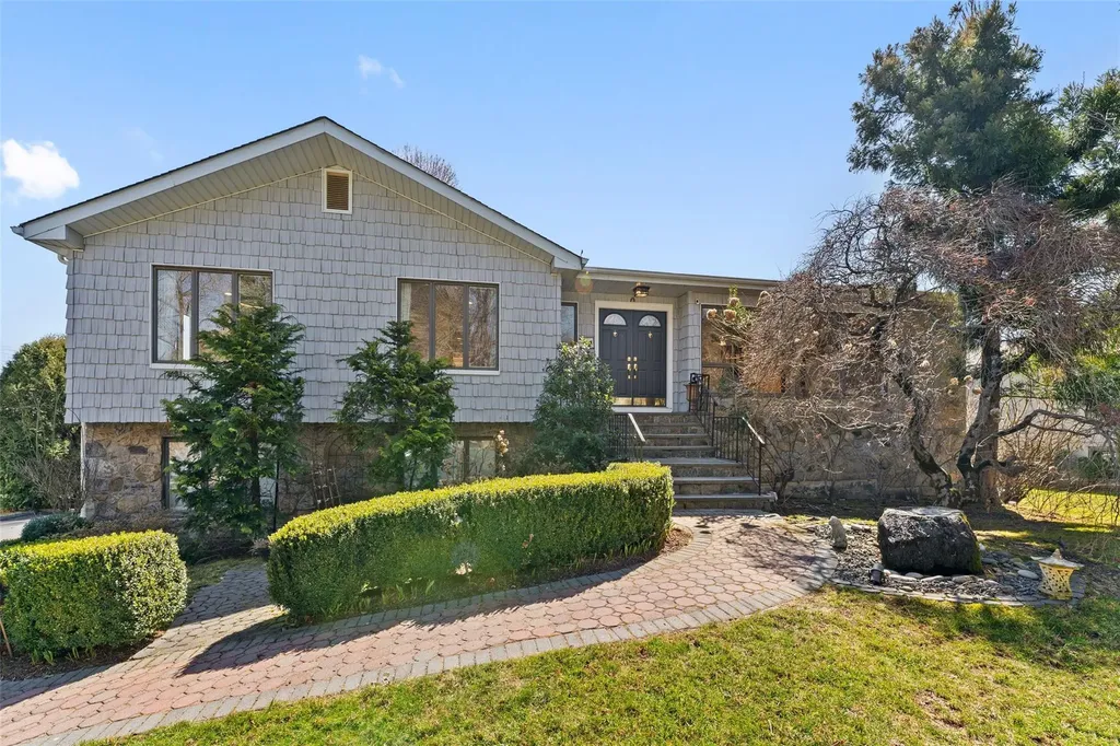 12 Fairway Drive Mamaroneck NY 10543