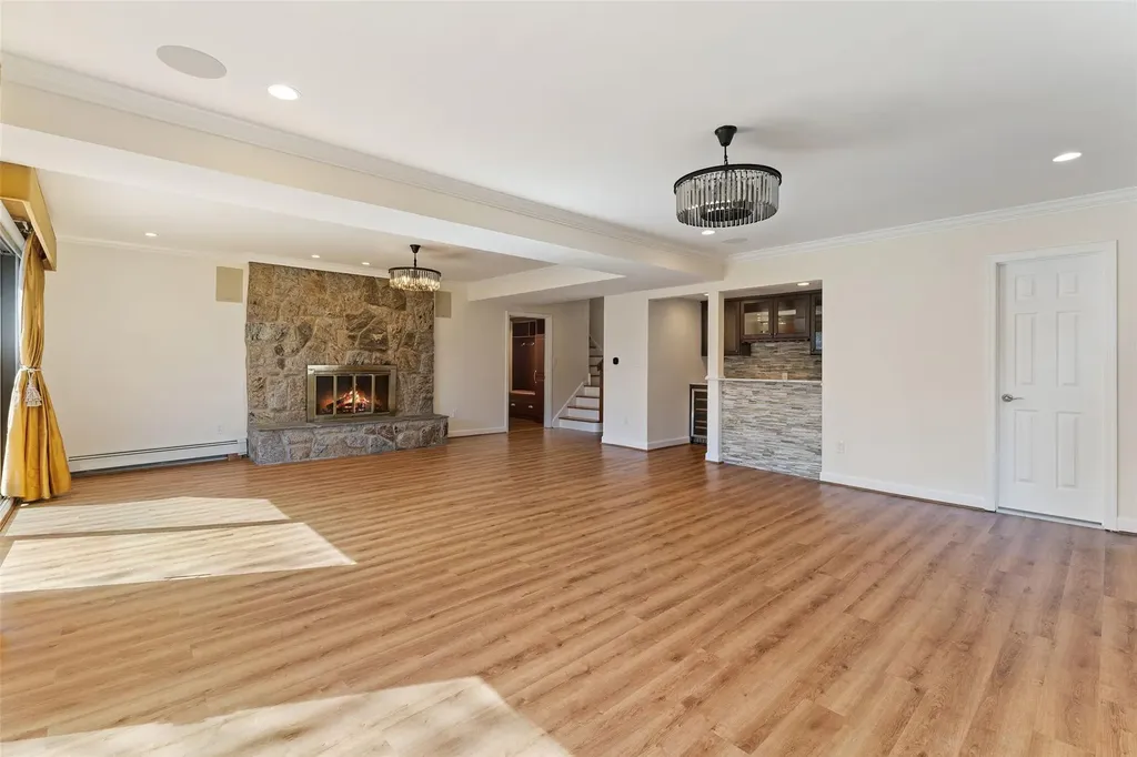 12 Fairway Drive Mamaroneck NY 10543