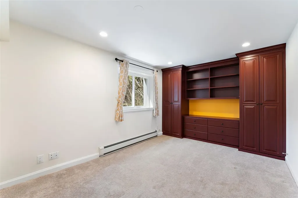 12 Fairway Drive Mamaroneck NY 10543
