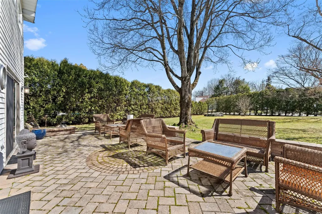 12 Fairway Drive Mamaroneck NY 10543