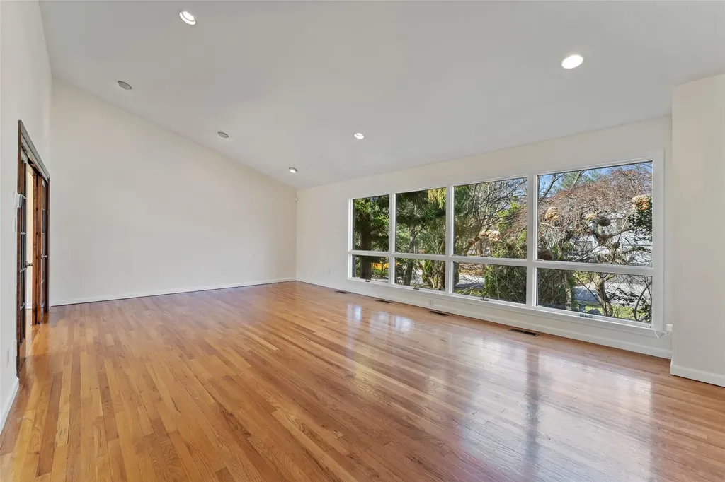 12 Fairway Drive Mamaroneck NY 10543