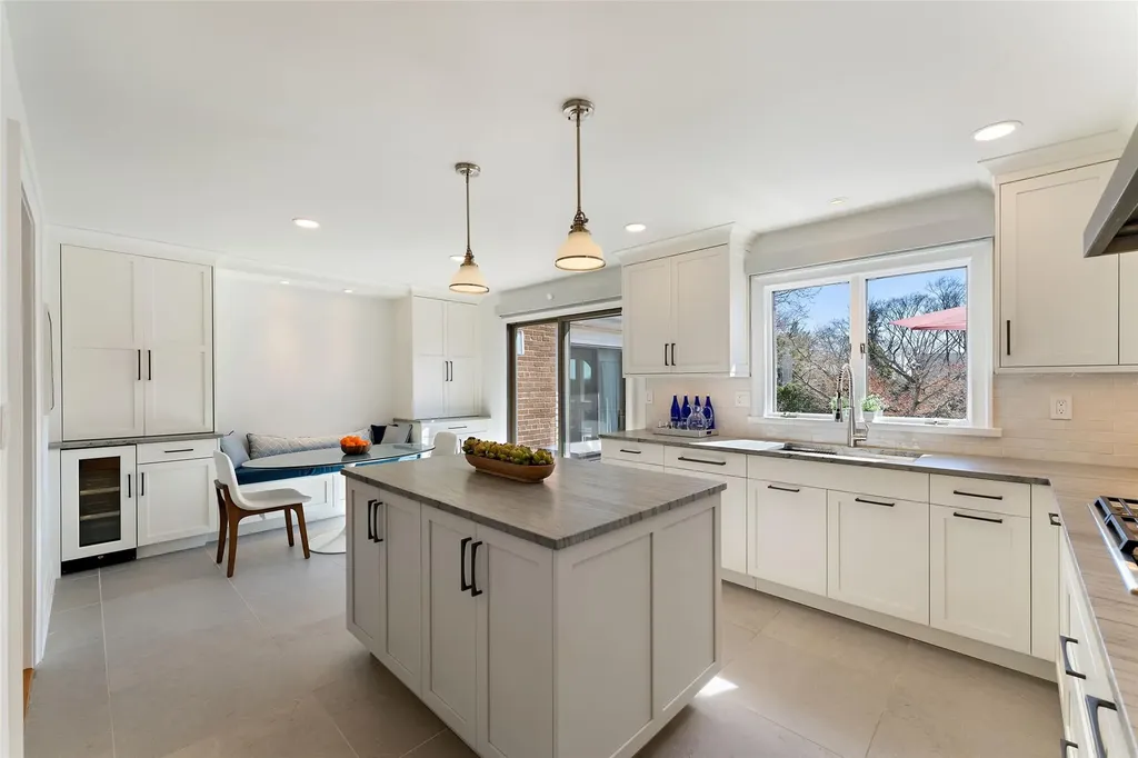 12 Fairway Drive Mamaroneck NY 10543