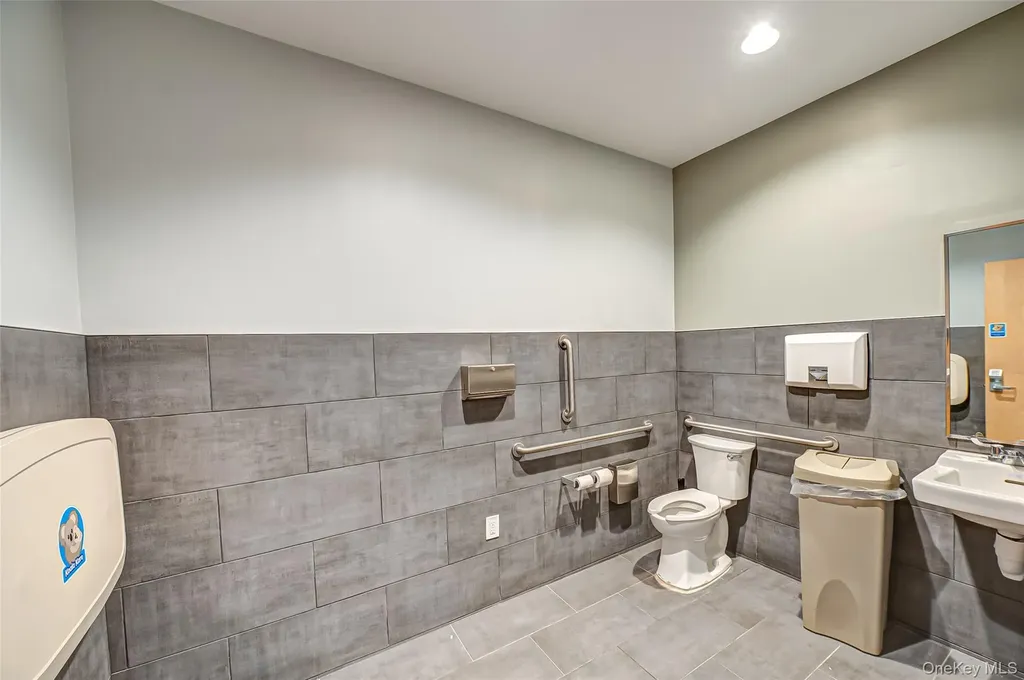24 Railroad Avenue Patchogue NY 11772