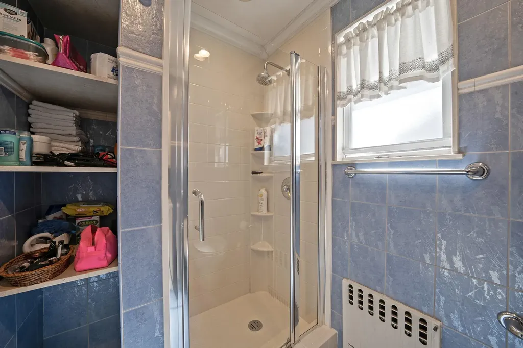 15931 95th Street Howard Beach NY 11414
