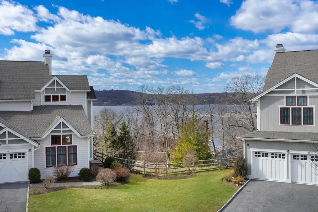 54 Landing Drive Dobbs Ferry NY 10522