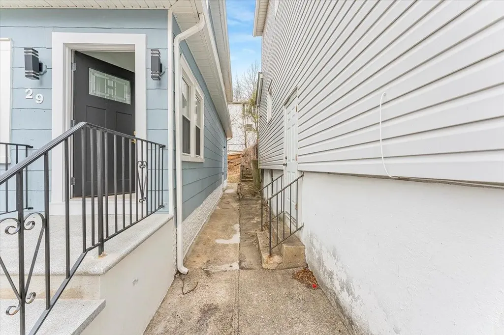 68 Chelsea Place Yonkers NY 10710