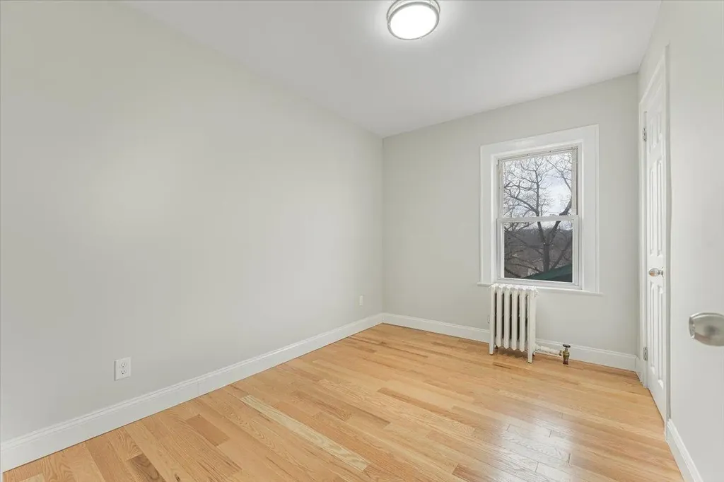 68 Chelsea Place Yonkers NY 10710