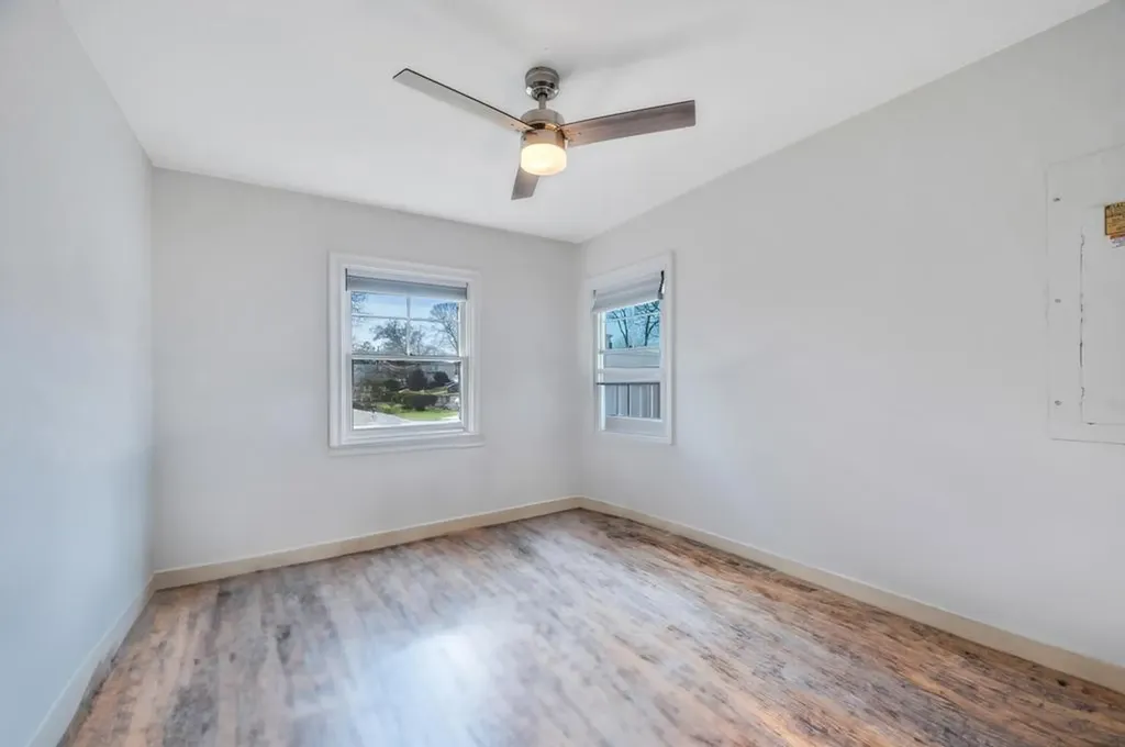 1 Jane Lane Selden NY 11784