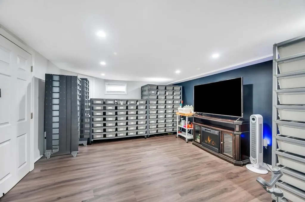 1 Jane Lane Selden NY 11784