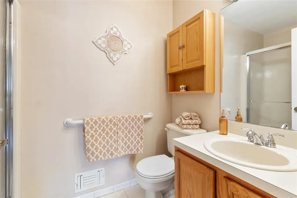 41 Theodore Drive Coram NY 11727