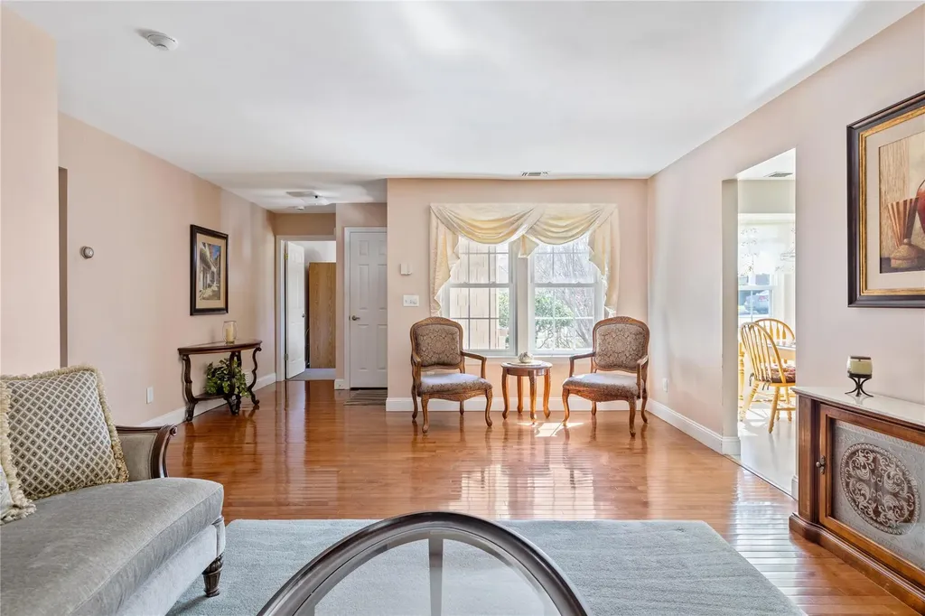 41 Theodore Drive Coram NY 11727
