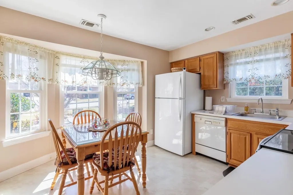 41 Theodore Drive Coram NY 11727