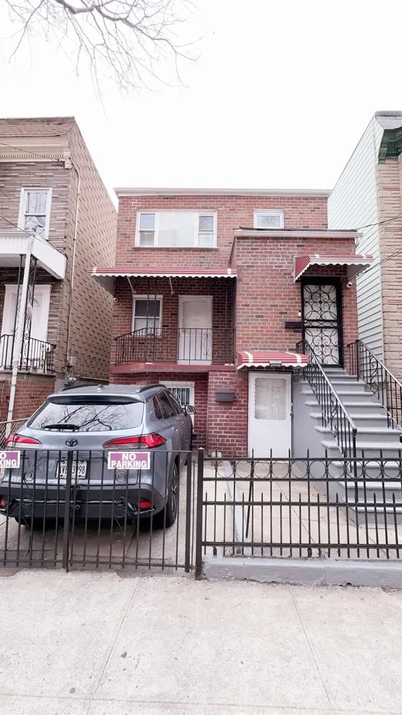2443 Maclay Avenue Bronx NY 10461