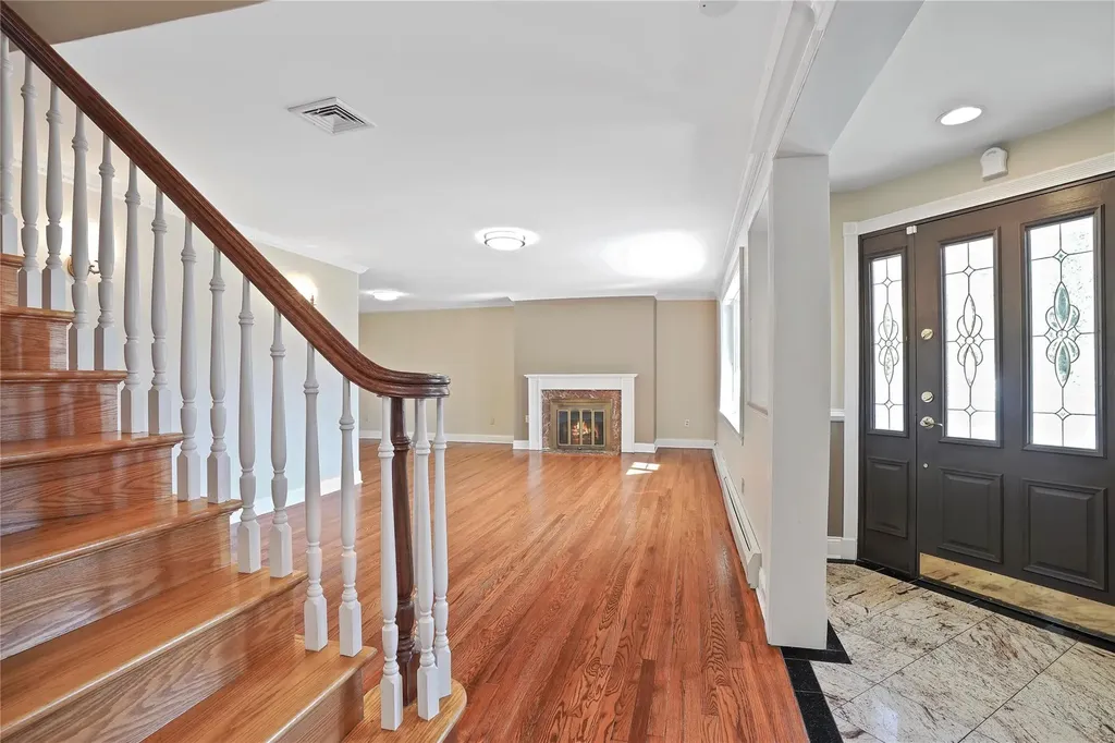 86 Heatherdell Road Ardsley NY 10502