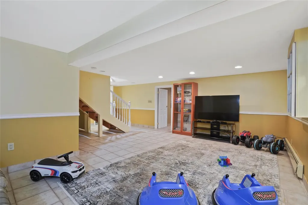 86 Heatherdell Road Ardsley NY 10502