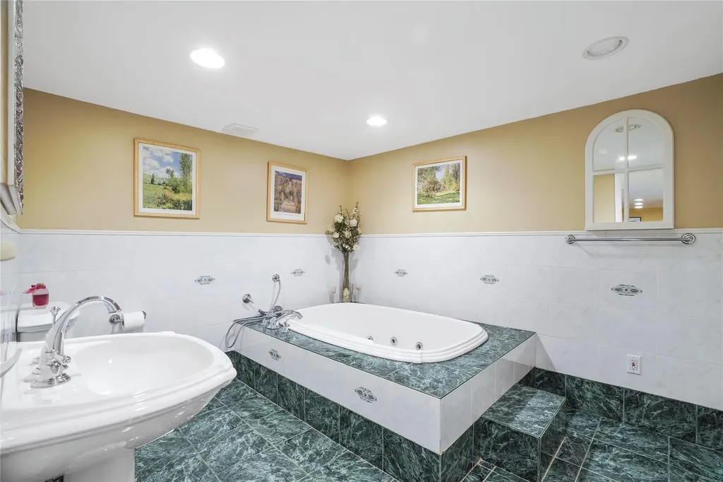 86 Heatherdell Road Ardsley NY 10502
