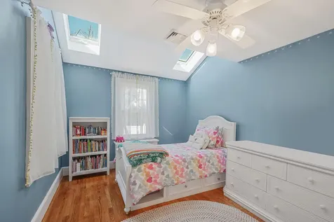 30 Hope Street West Babylon NY 11704