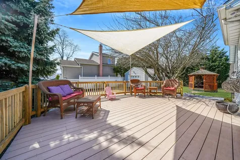 30 Hope Street West Babylon NY 11704