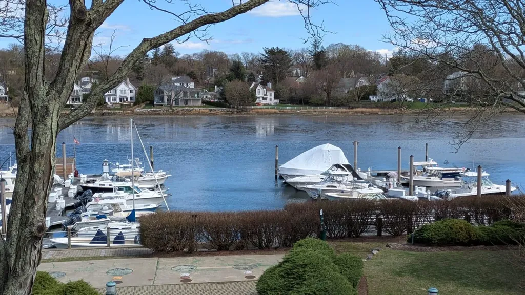 7 River Greenwich CT 06807
