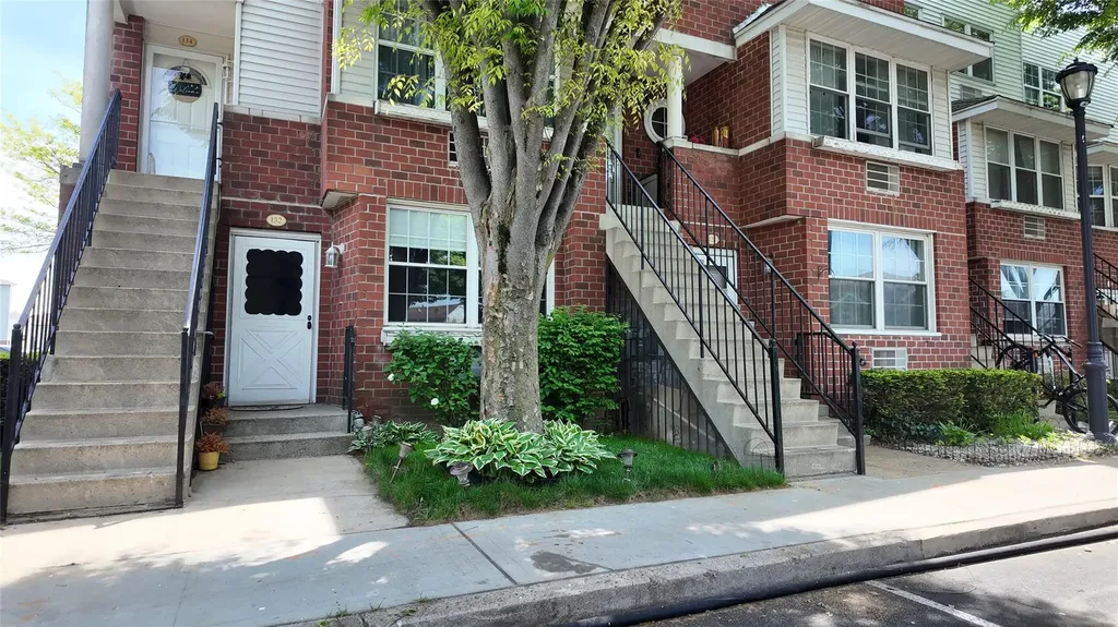 132 Sunset Boulevard Bronx NY 10473