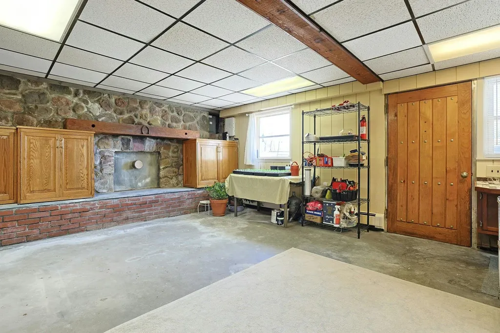 24 Burnsdale Avenue Valhalla NY 10595
