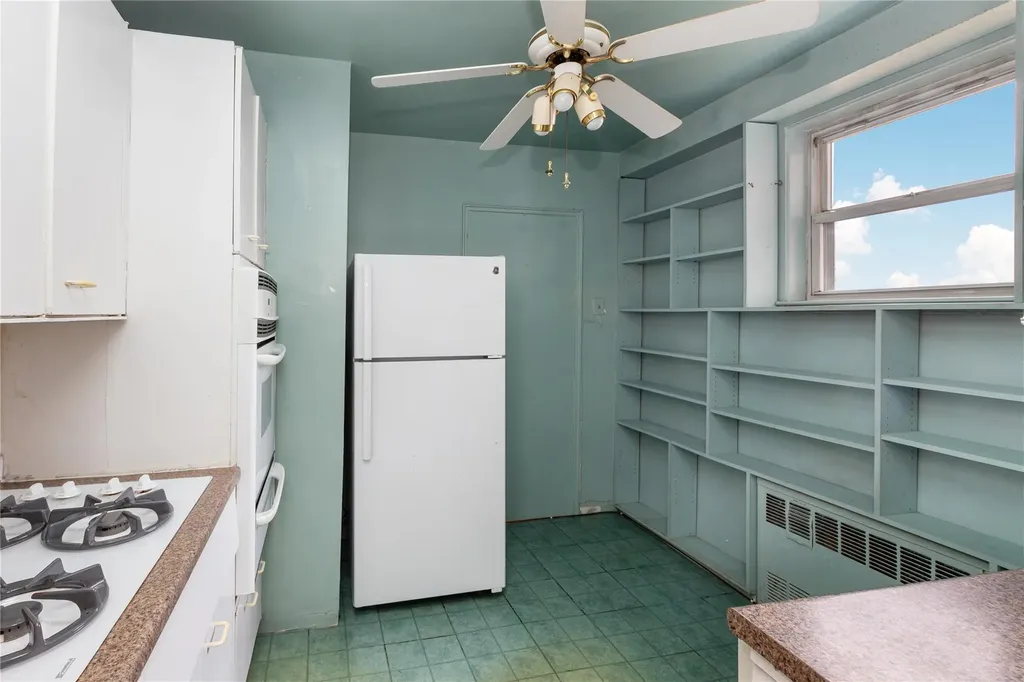 5700 Arlington Avenue Bronx NY 10471