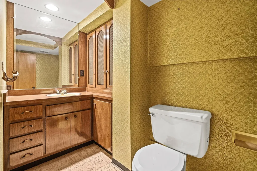 21 Westview Road Spring Valley NY 10977