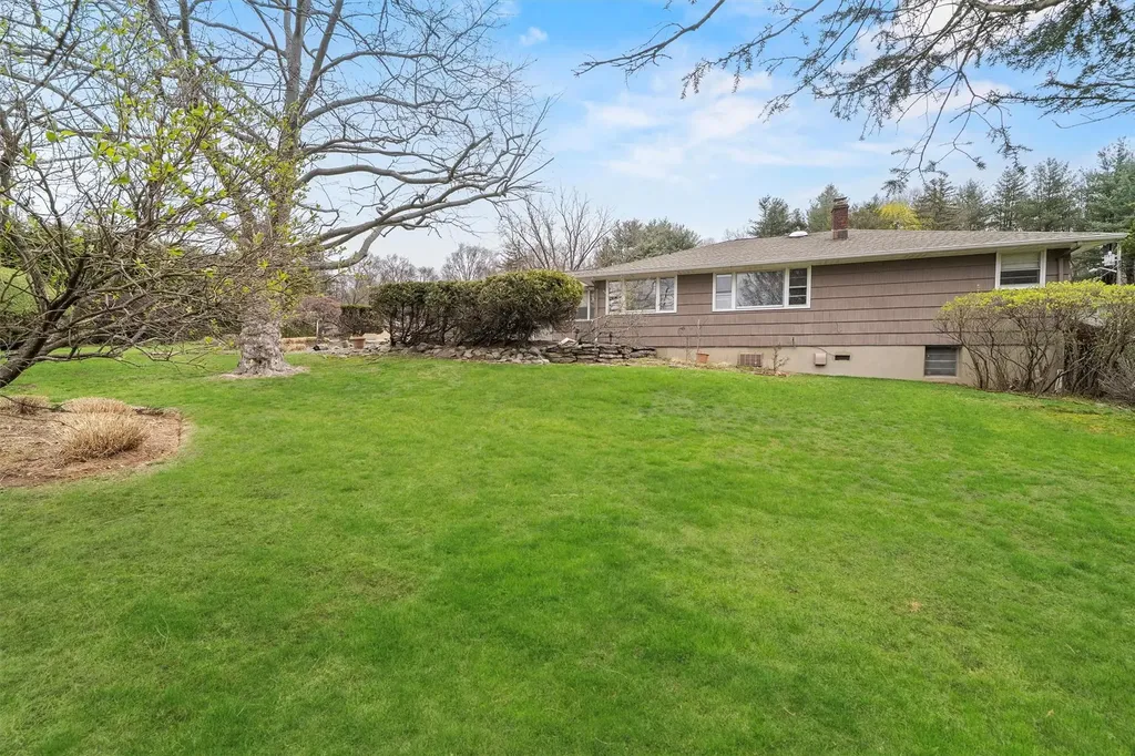 21 Westview Road Spring Valley NY 10977