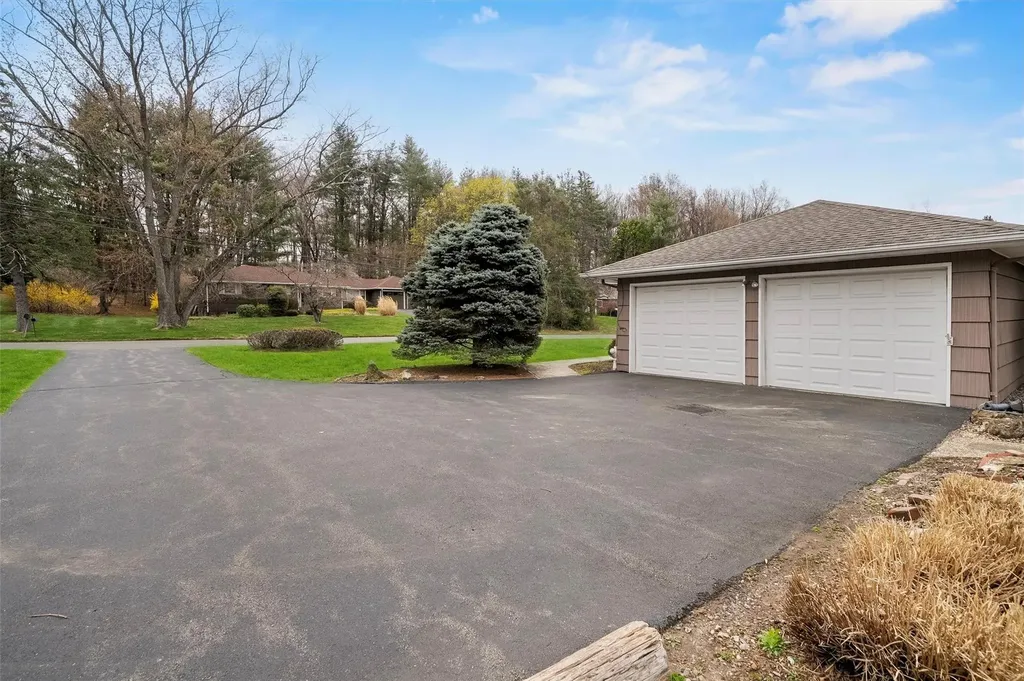 21 Westview Road Spring Valley NY 10977