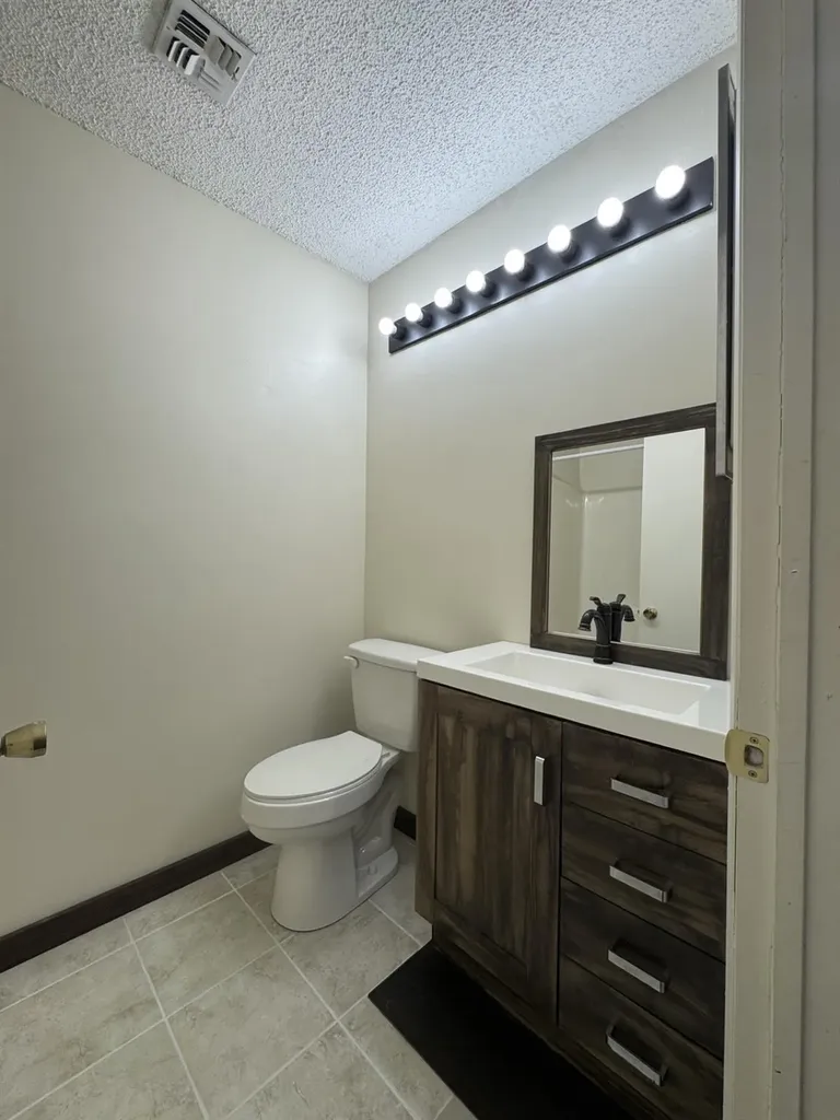 3808 Deer Path Poughkeepsie NY 12603