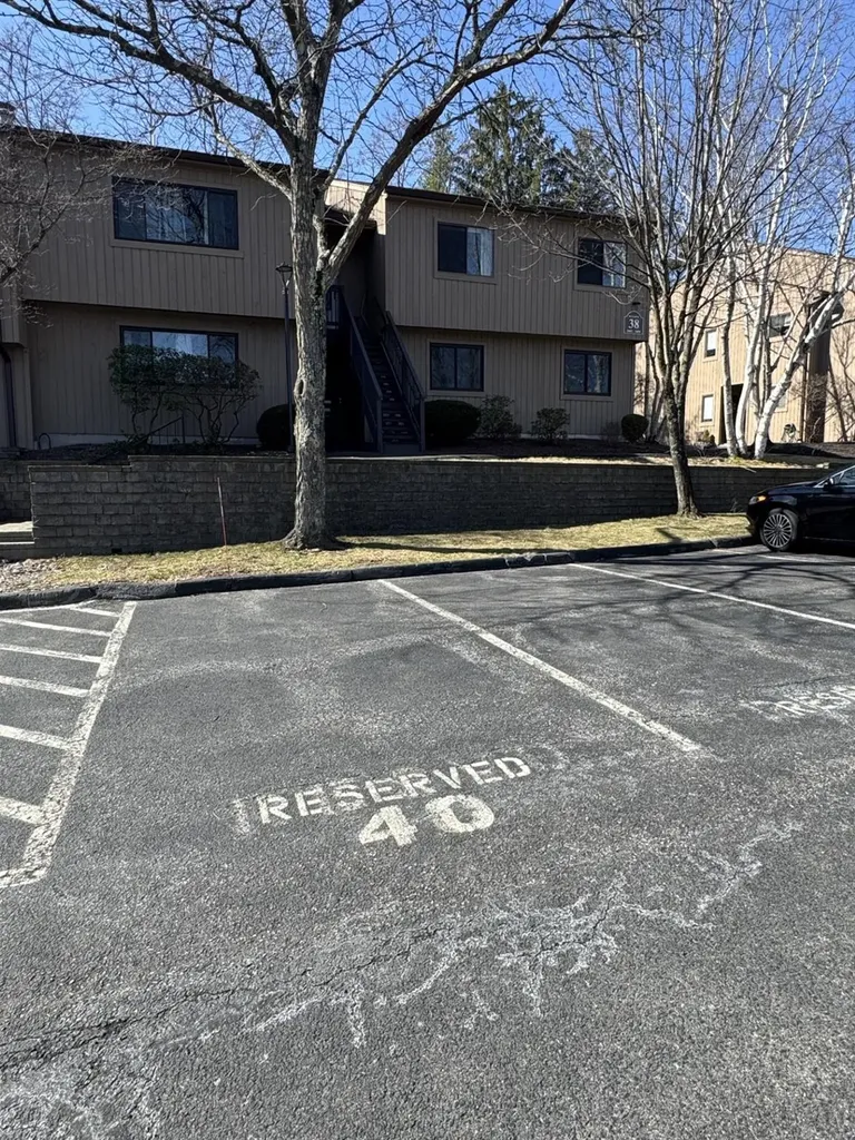 3808 Deer Path Poughkeepsie NY 12603