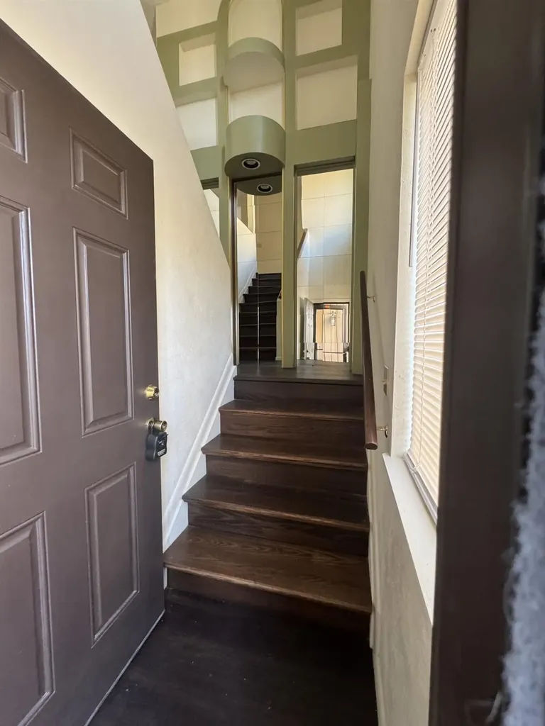 3808 Deer Path Poughkeepsie NY 12603