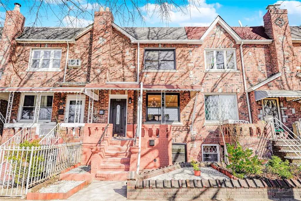 531 E 55th Street Brooklyn NY 11203